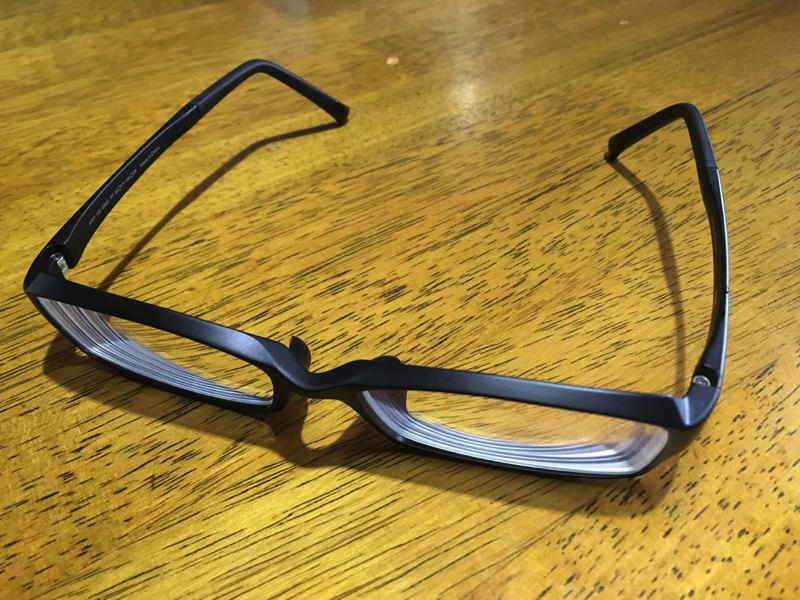 JINS メガネ&PCメガネを購入。軽くて痛くならない優秀メガネだった【ラバーモダンエアフレーム】