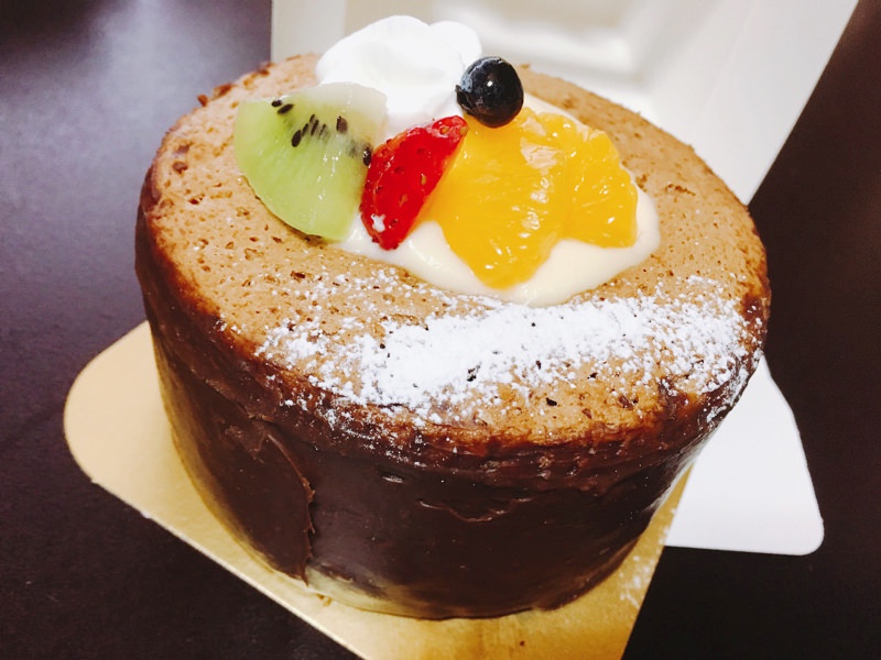 ふわふわのデコレーションシフォンケーキがおすすめ 大館市の洋菓子店カスタード コトノタネ